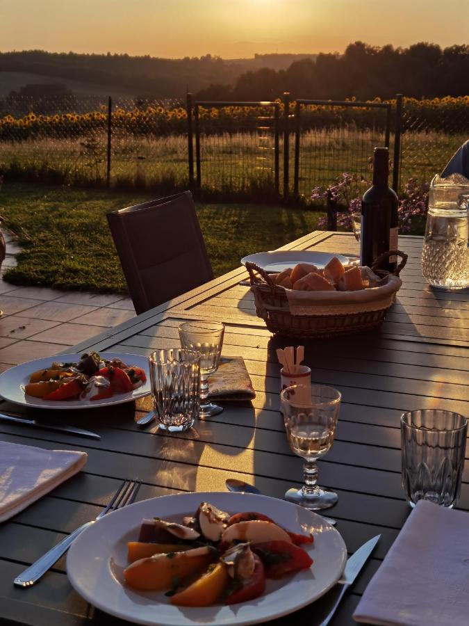Bed & Breakfast Les Hauts De Grazac, Et Tables D'hotes Grazac (Tarn)